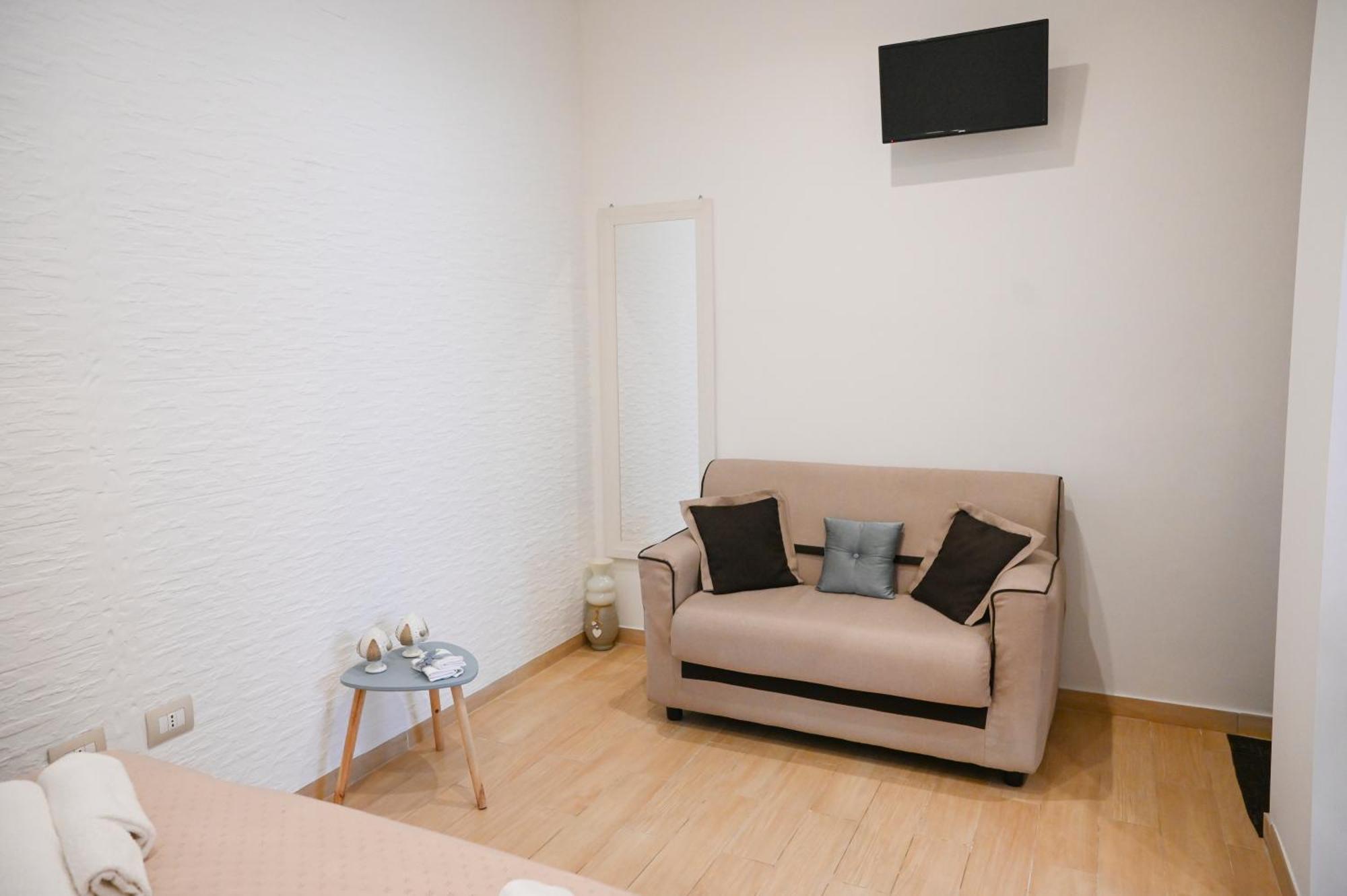 Nonna Tetta Chic Station & Center Walkable Apartment โมโนโปลี ภายนอก รูปภาพ
