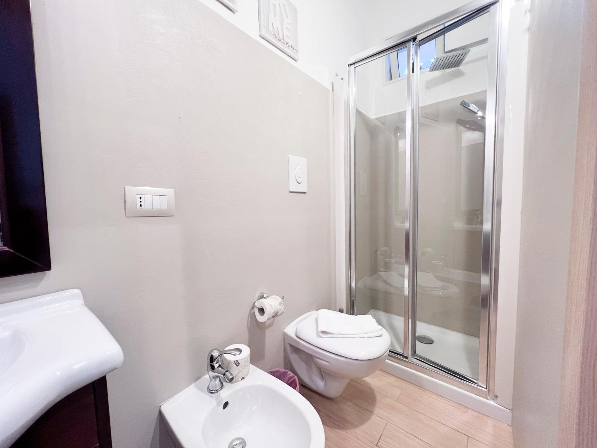 Nonna Tetta Chic Station & Center Walkable Apartment โมโนโปลี ภายนอก รูปภาพ